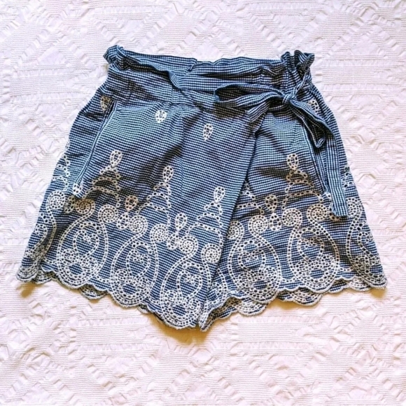 Zara Woman Blue and White Gingham Embroidery Lace Trim Skorts Short Skirt XS - Picture 4 of 9